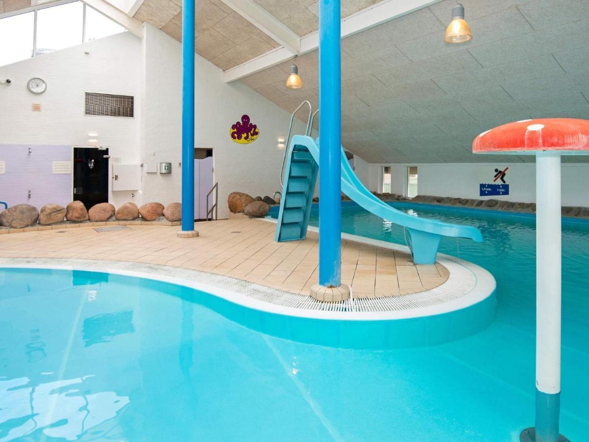 6 Person Holiday Home On A Holiday Park In Хеммет Экстерьер фото