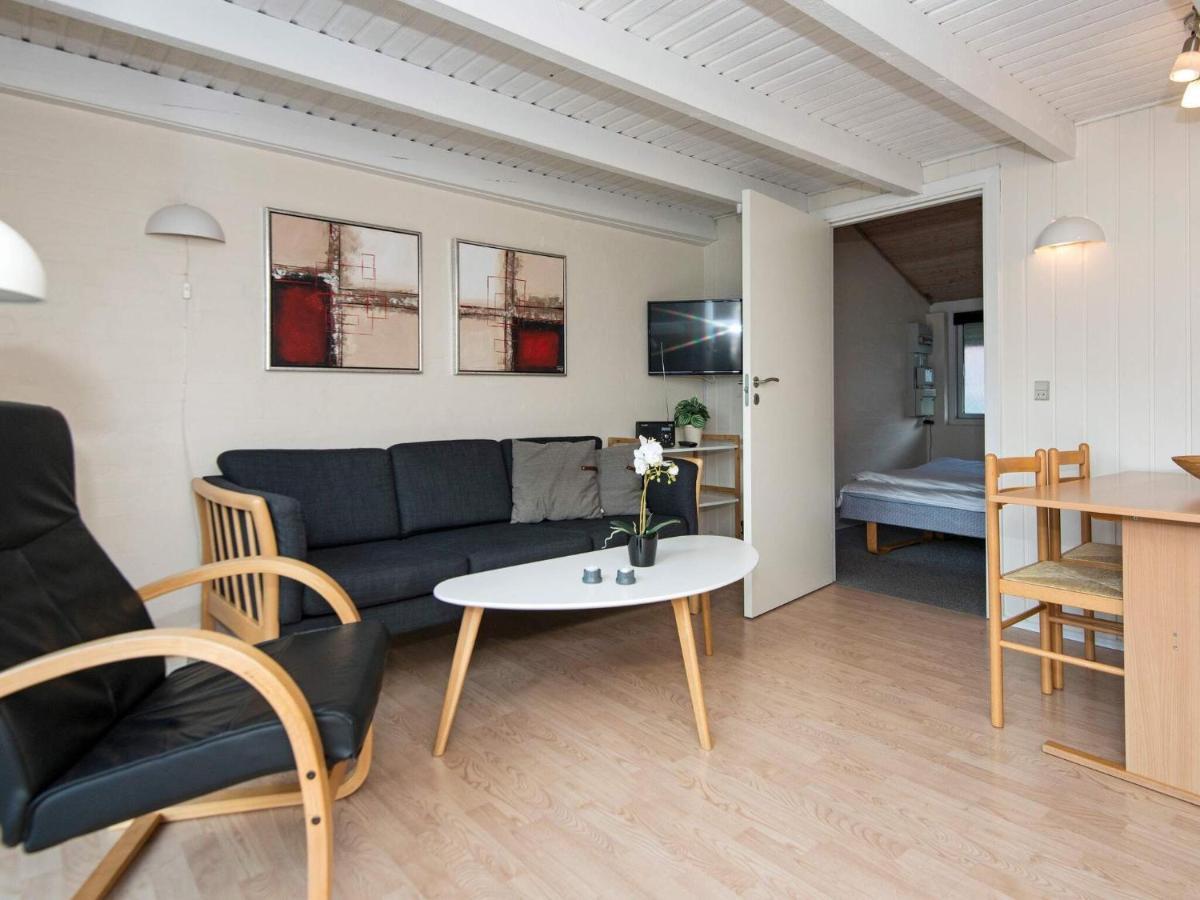 6 Person Holiday Home On A Holiday Park In Хеммет Экстерьер фото
