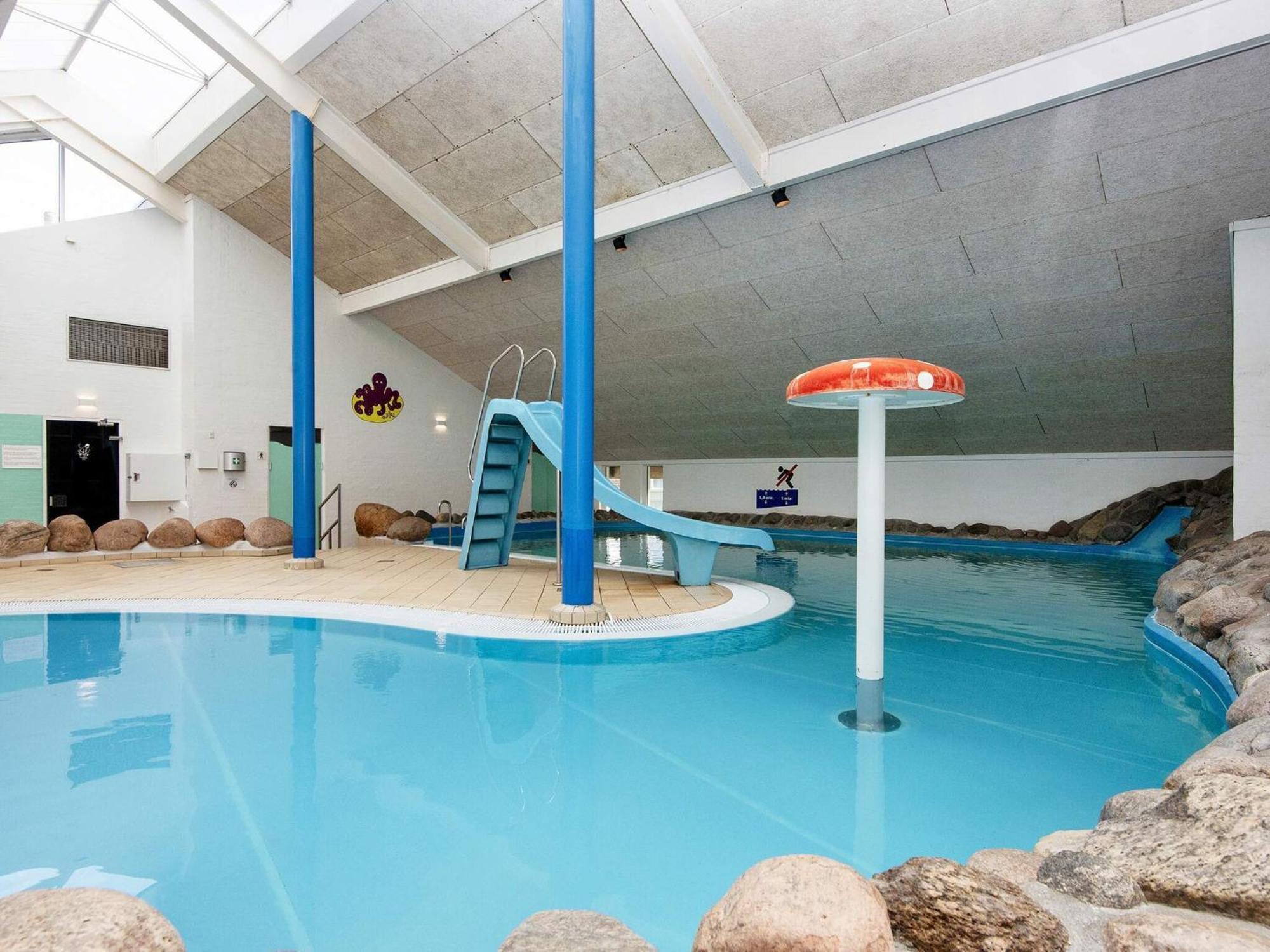 6 Person Holiday Home On A Holiday Park In Хеммет Экстерьер фото