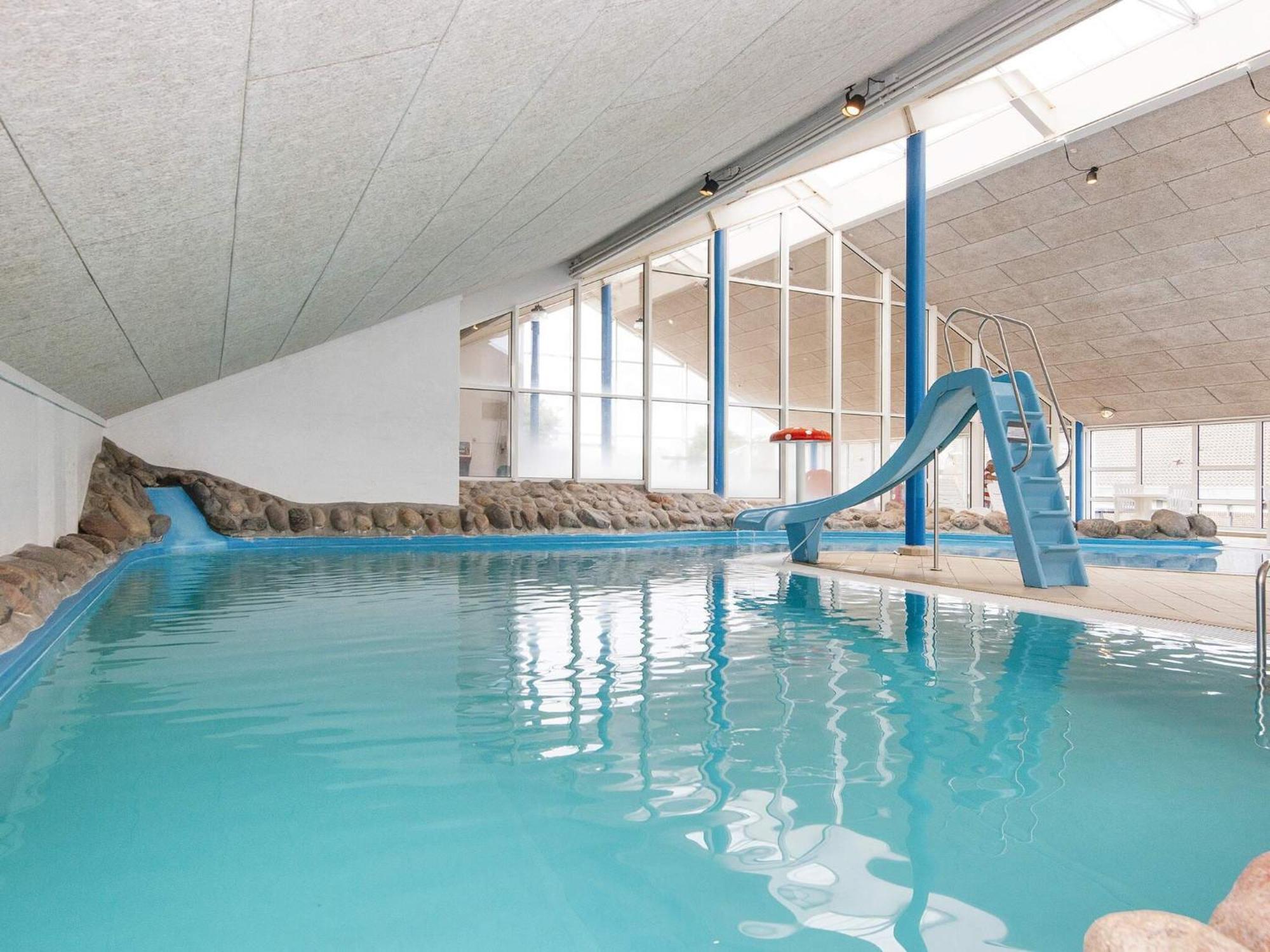 6 Person Holiday Home On A Holiday Park In Хеммет Экстерьер фото