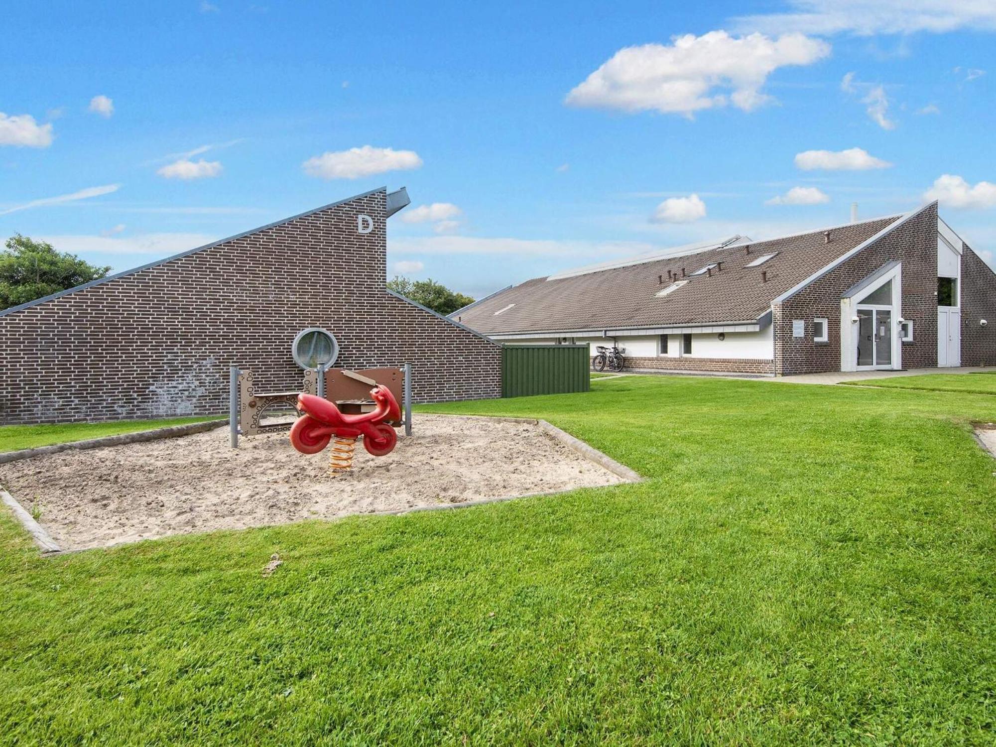 6 Person Holiday Home On A Holiday Park In Хеммет Экстерьер фото