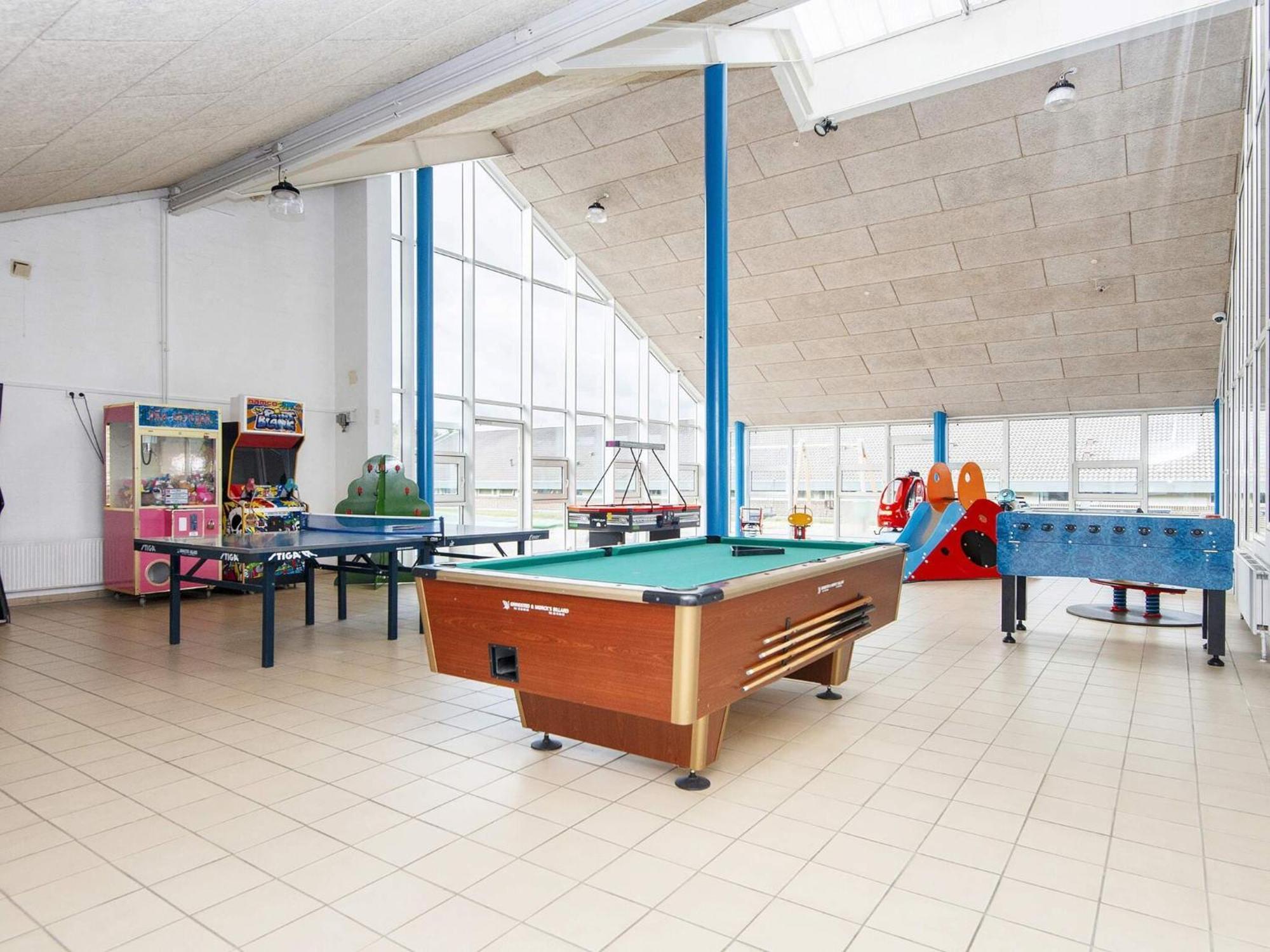 6 Person Holiday Home On A Holiday Park In Хеммет Экстерьер фото